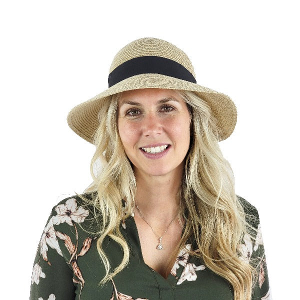 Wide Brim Straw Fashionable Hat